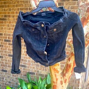 Black Off-Shoulder Denim Jacket 🍒🍒